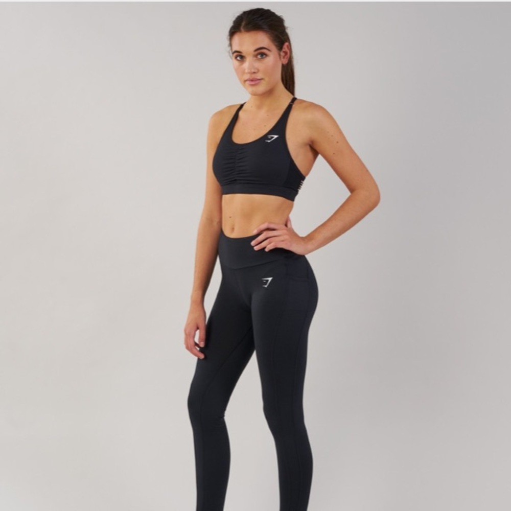 NWT gymshark black dry sculpture legging size sm